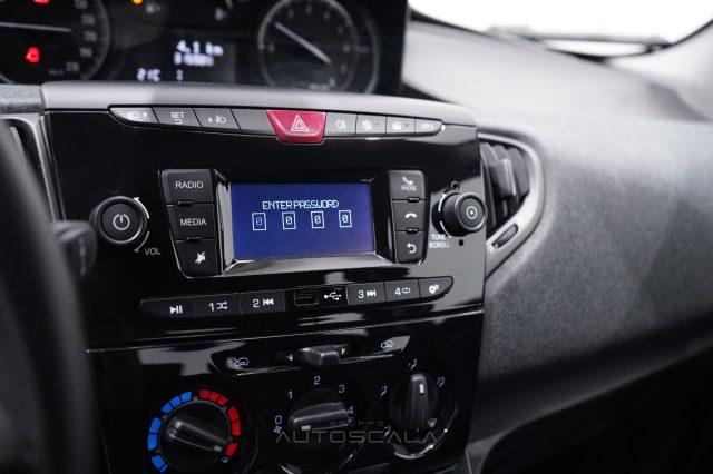LANCIA Ypsilon 1.0 FireFly 5 porte S&S Hybrid Silver Plus