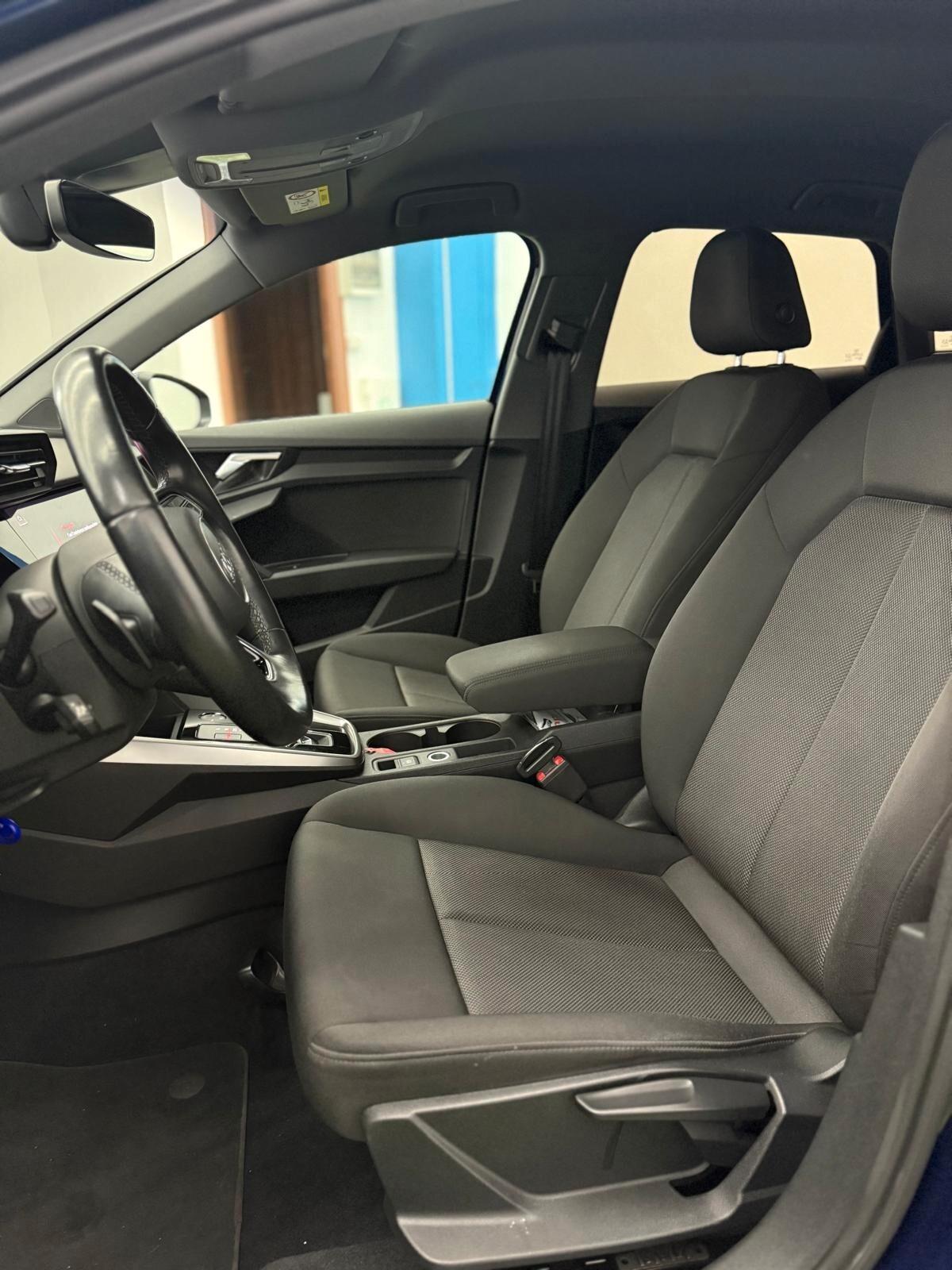 Audi A3 SPB 30 TDI Business Advanced