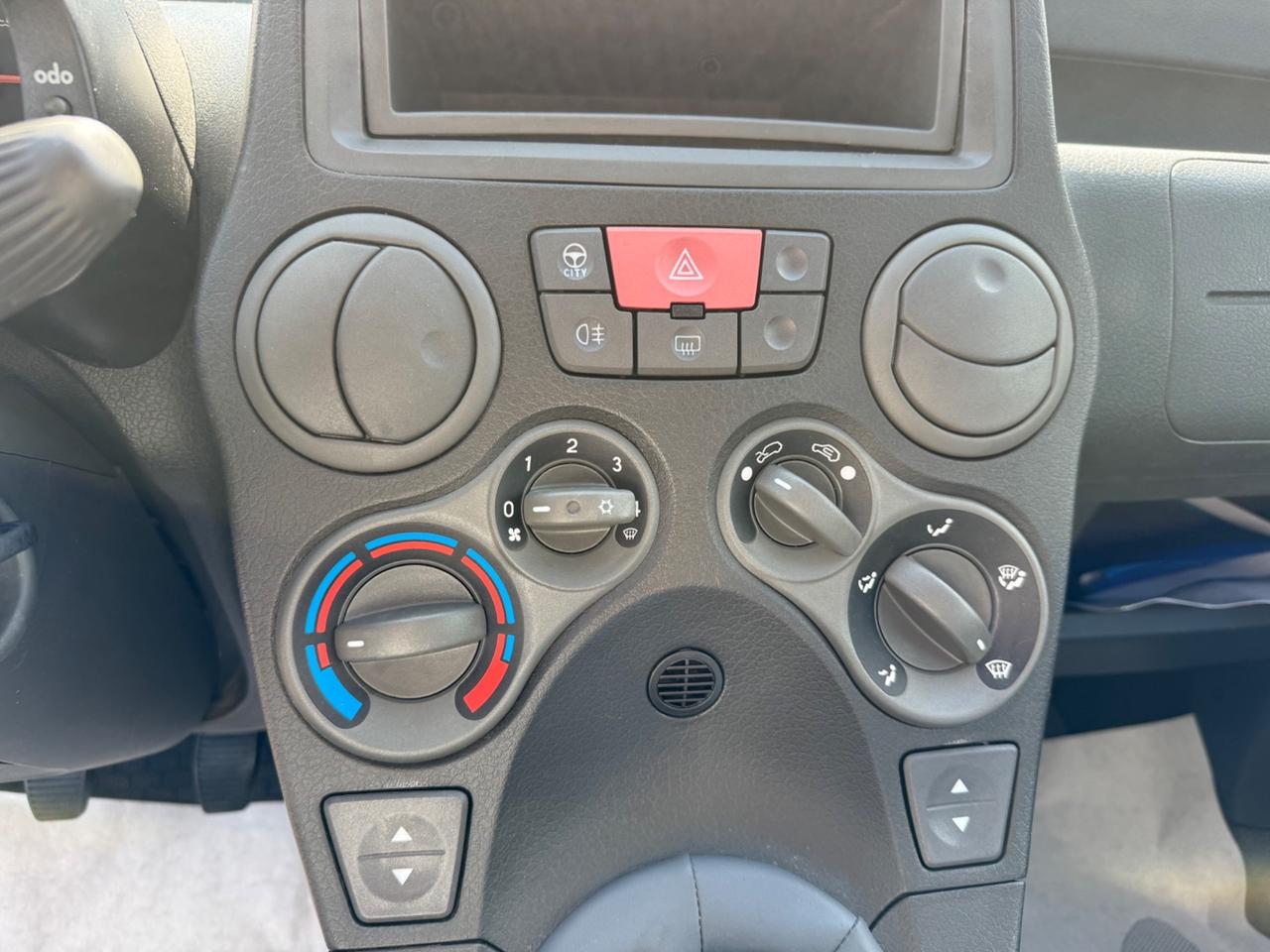 Fiat Panda 1.2BENZ 69CV OK NEOPATENTATI
