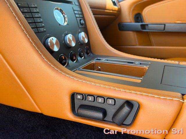 ASTON MARTIN V8 Vantage Coupé Sportshift