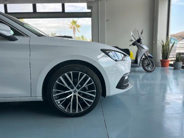 SEAT Leon Sportstourer 1.5 eTSI 150 CV DSG Xcellen