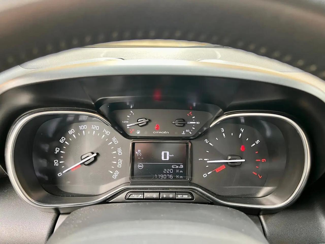 Citroen C3 Aircross 1.2 PureTech 82cv E6 Shine KM CERT-NAVI-SENSORI-BT