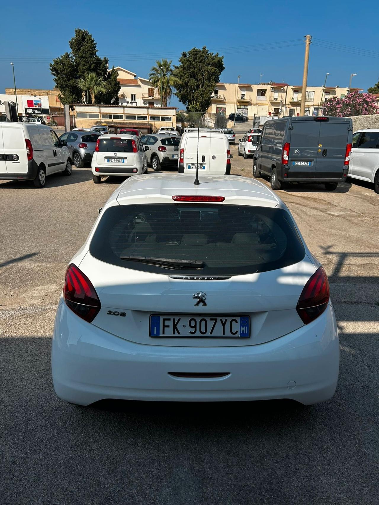 Peugeot 208 BlueHDi 75 5 porte Allure