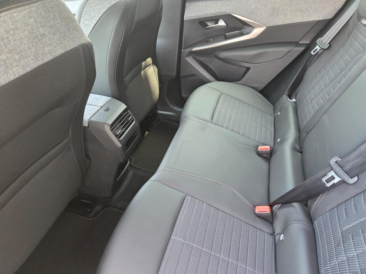 Peugeot 3008 ALLURE HYBRID NESSUN OBBLIGO FINANZIARIO !!