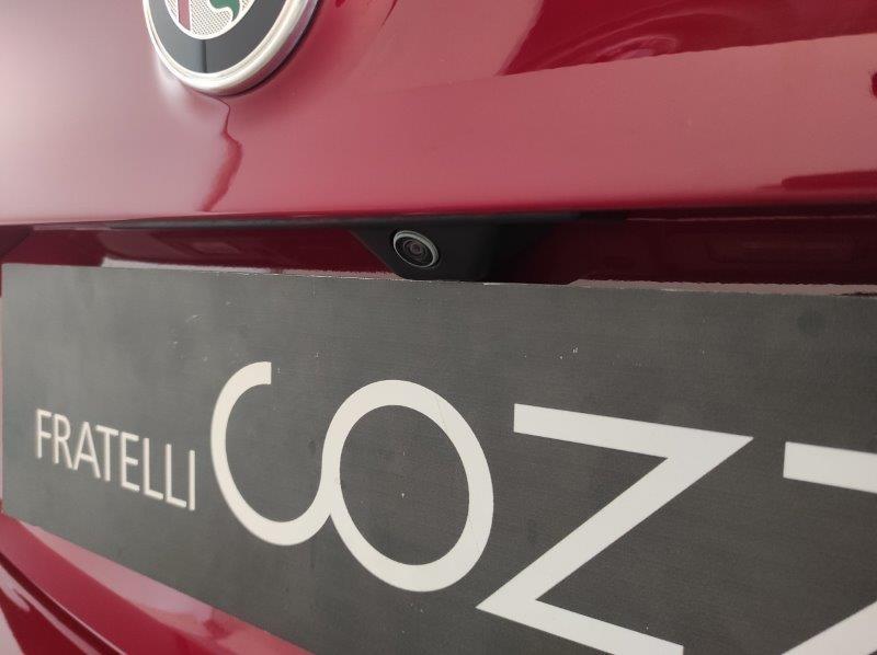 ALFA ROMEO Giulia (2016) - Giulia 2.0 Turbo 280 CV AT8 AWD Q4 Ti