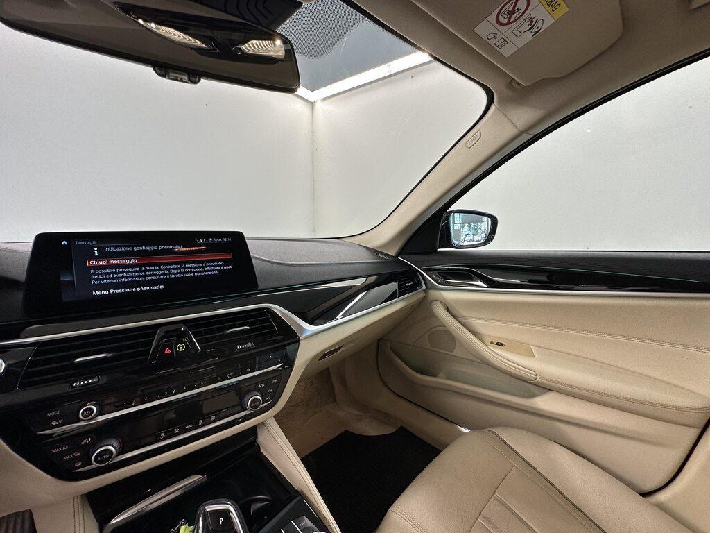 BMW Serie 5 Touring 520 d Luxury Steptronic