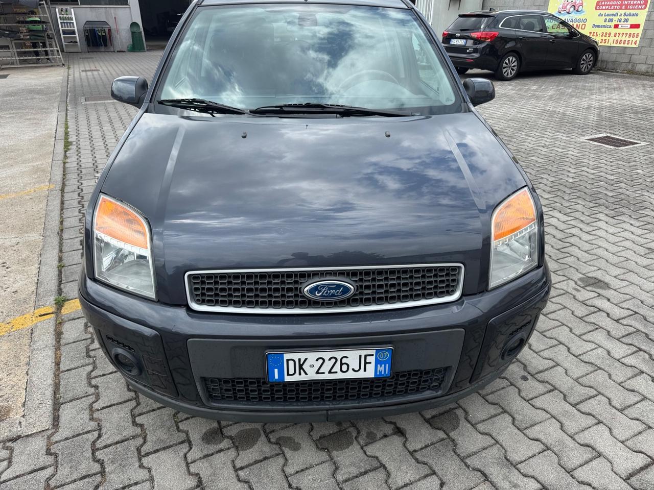 Ford Fusion 1.4 TDCi 5p. neopatentati