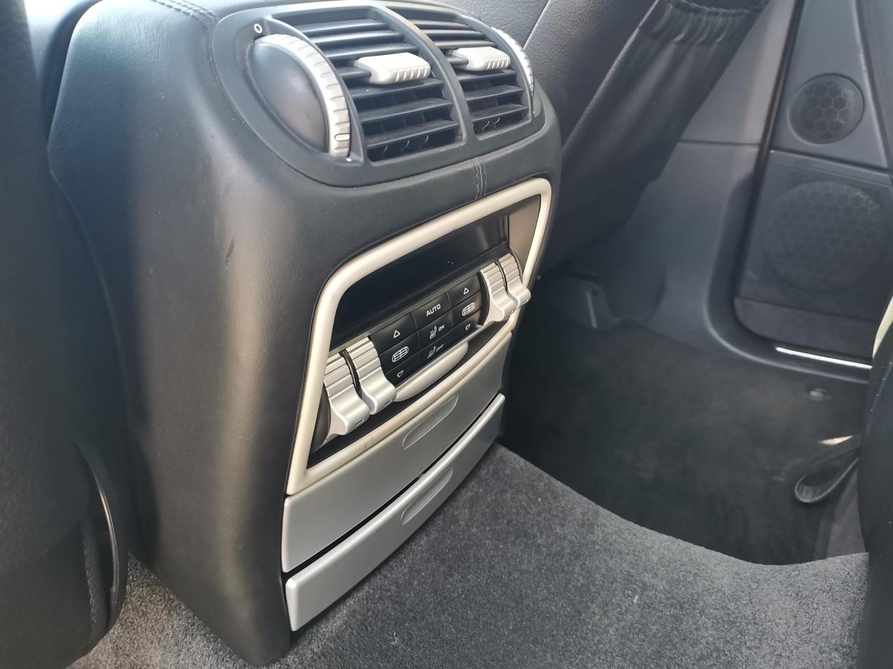 Porsche Cayenne 4.5 Turbo S tiptronic