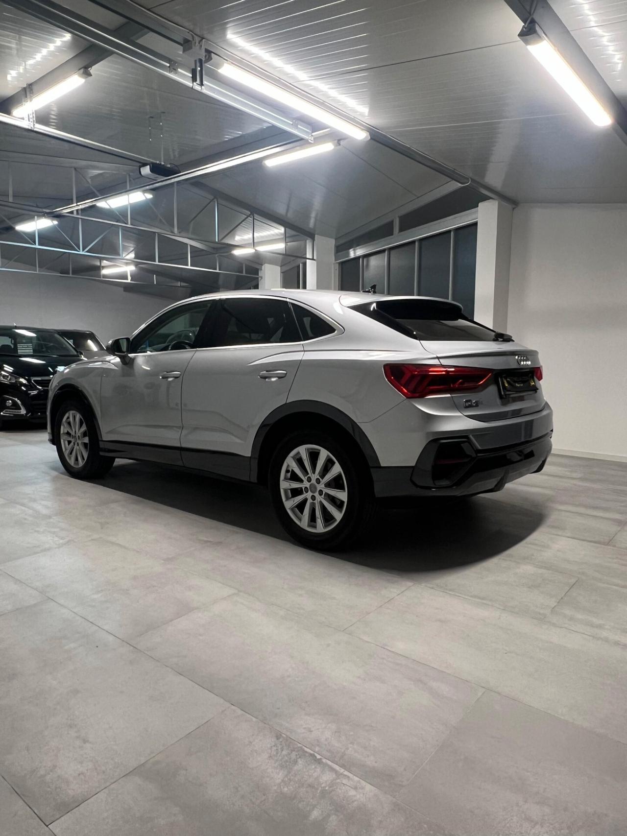 Audi Q3 35 TDI S tronic Business Advanced