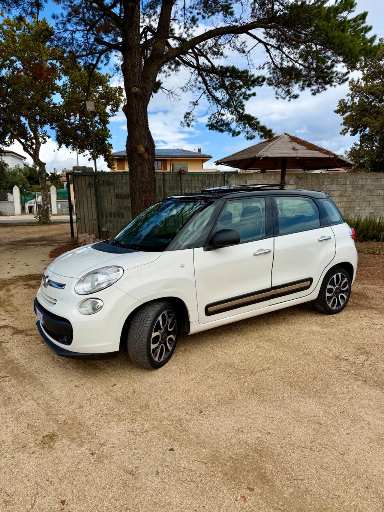 Fiat 500L 1.6 Multijet 105 CV Panoramic Edition Bianco Gelato
