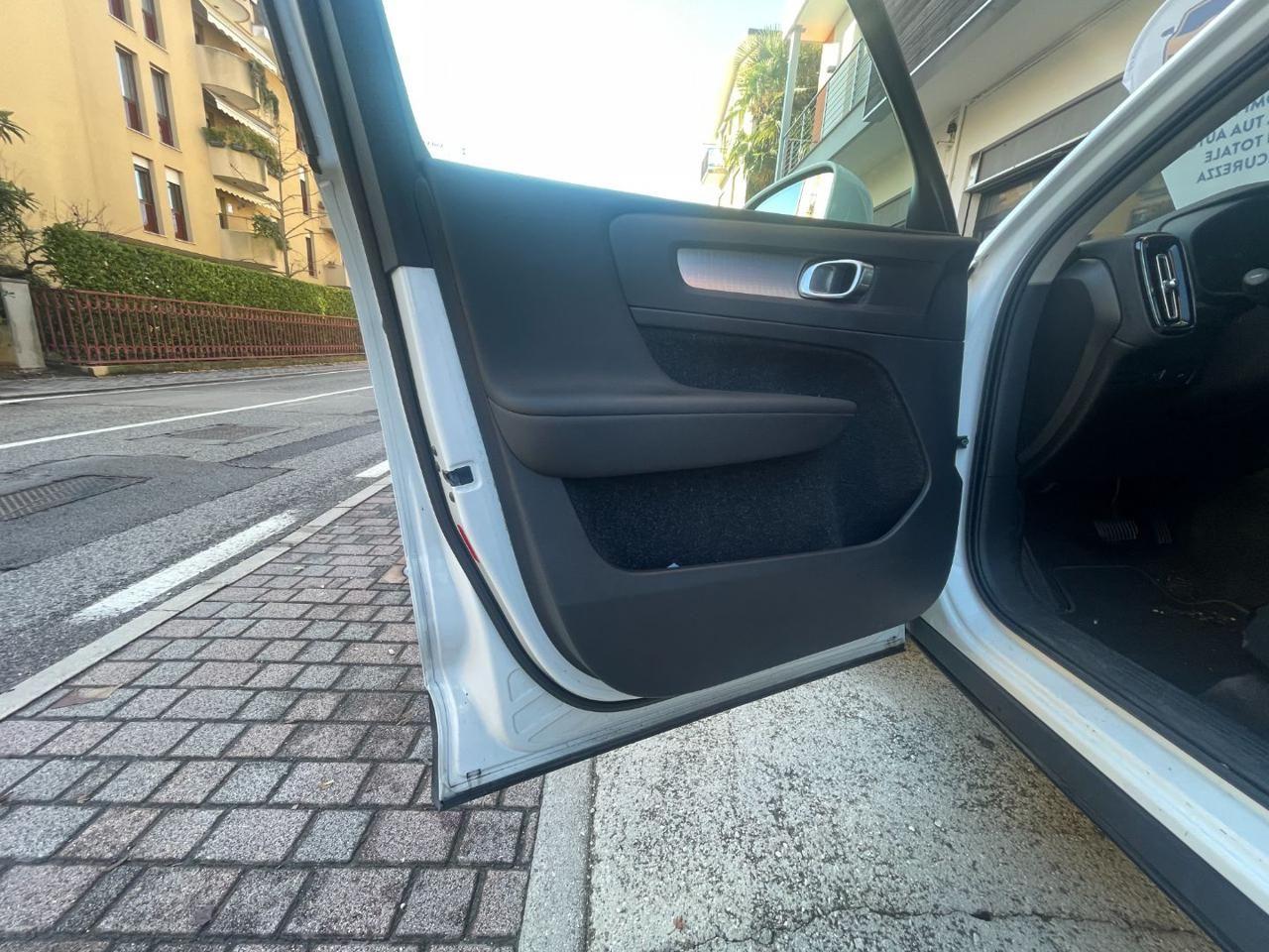 VOLVO XC40 D3 Geartronic Inscription PROMMO