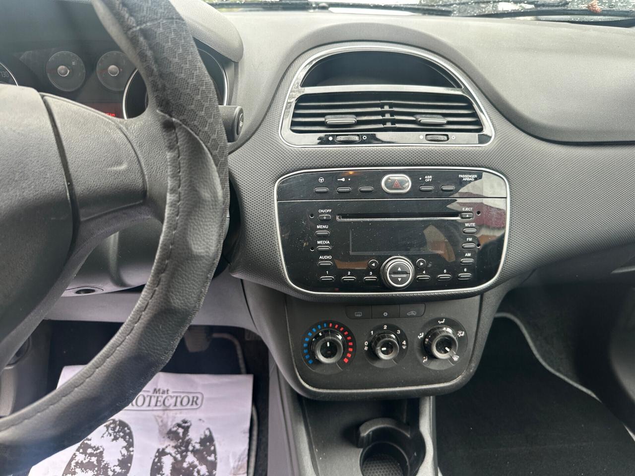 Fiat Punto 1.2 8V 5 porte Lounge gancio traino