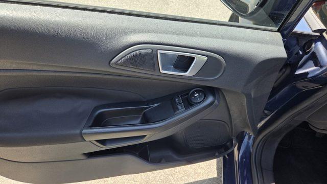 FORD Fiesta 1.2 60CV 5 porte PERMUTE OK NEOPATENTATI