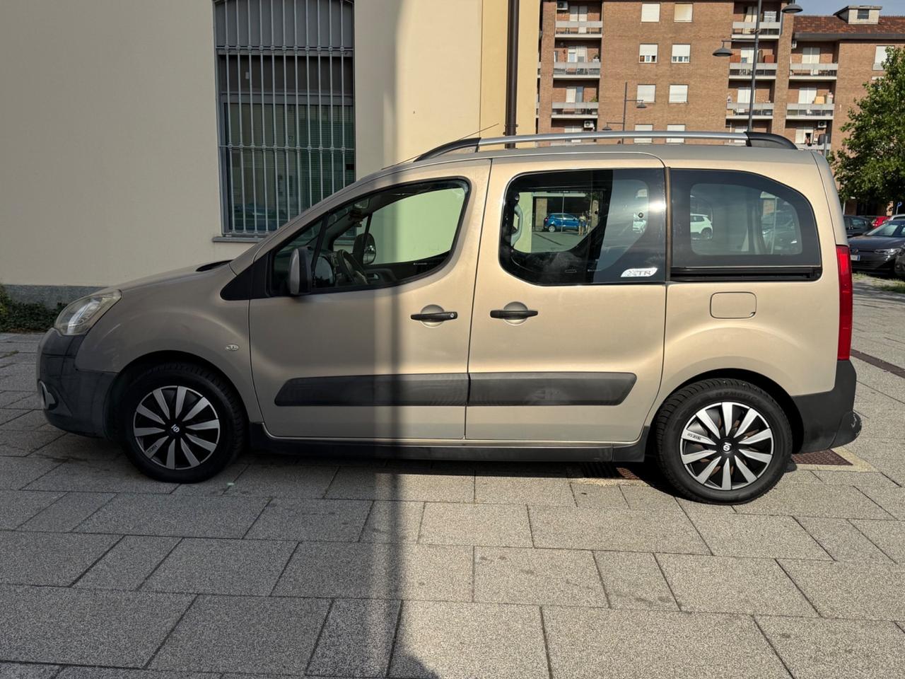 Citroen Berlingo 1.6 VTi 120CV XTR GPL