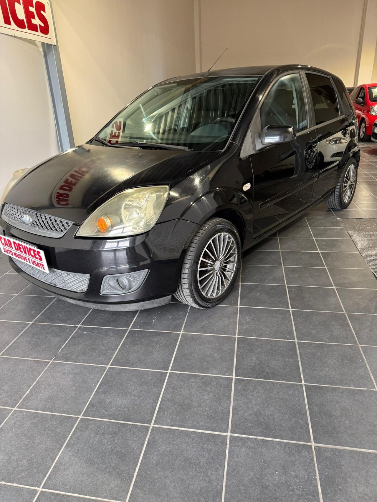 Ford Fiesta 1.4 TDCi -NEOPATENTATI