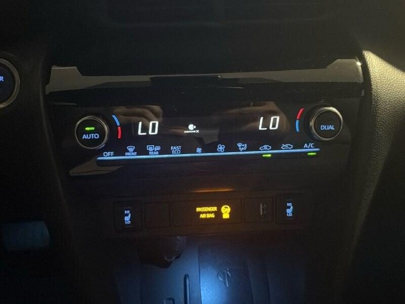Toyota Yaris Cross Yaris Cross 1.5h Adventure fwd 116cv e-cvt