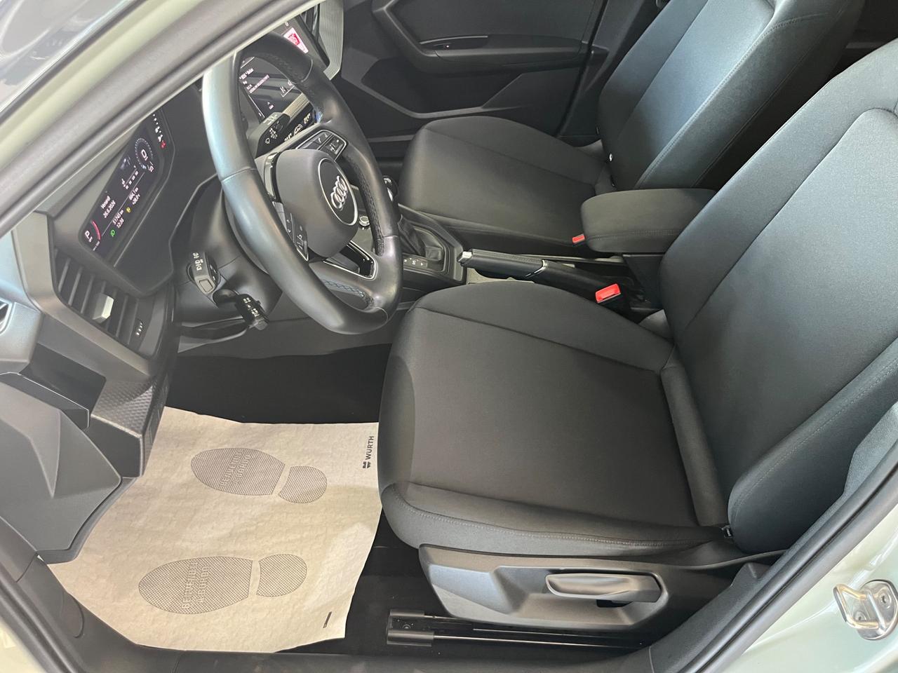 Audi A1 allstreet 30 TFSI S tronic Identity Contrast