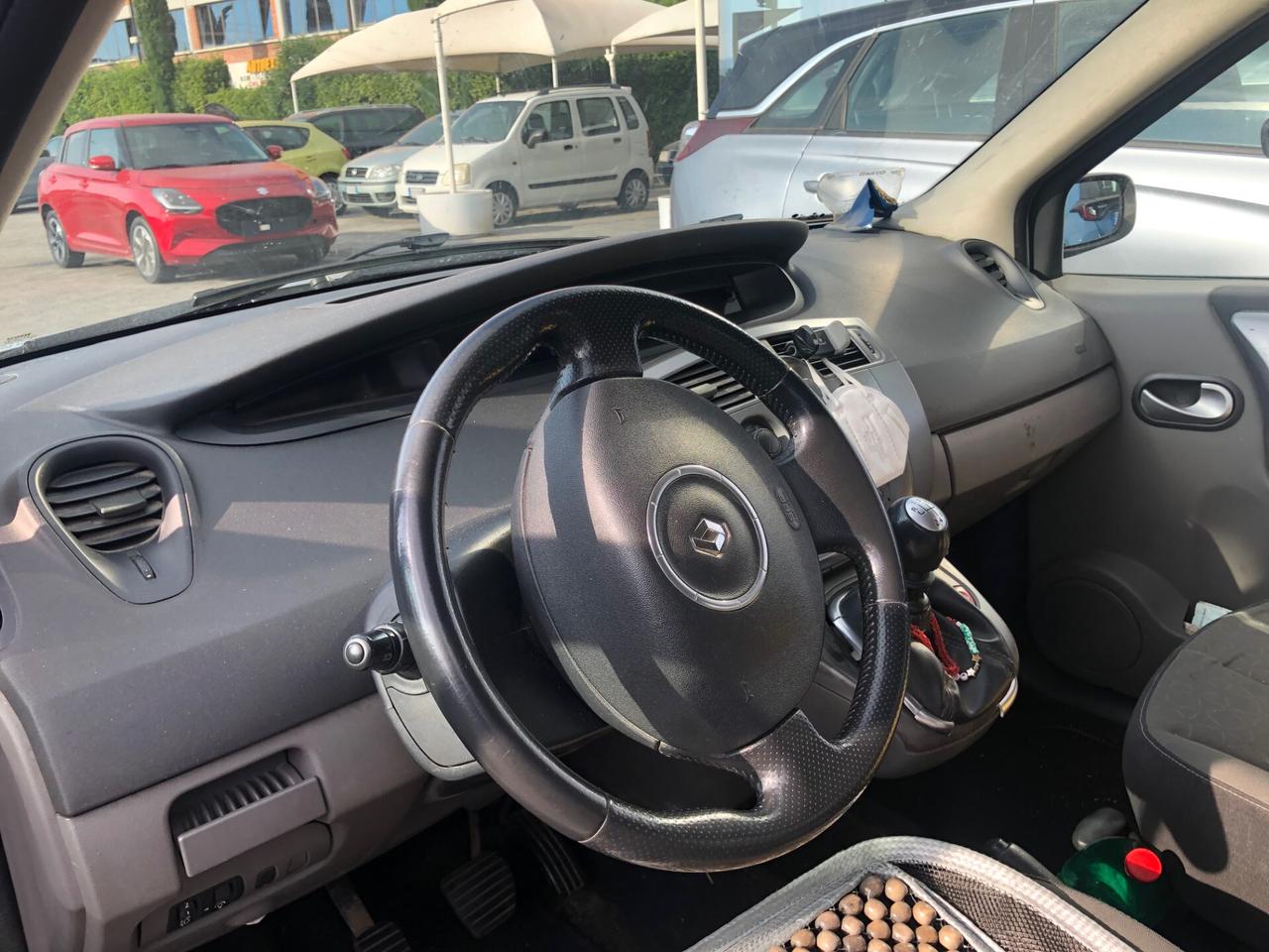 Renault Scenic Scénic 1.5 dCi/105CV Serie Speciale