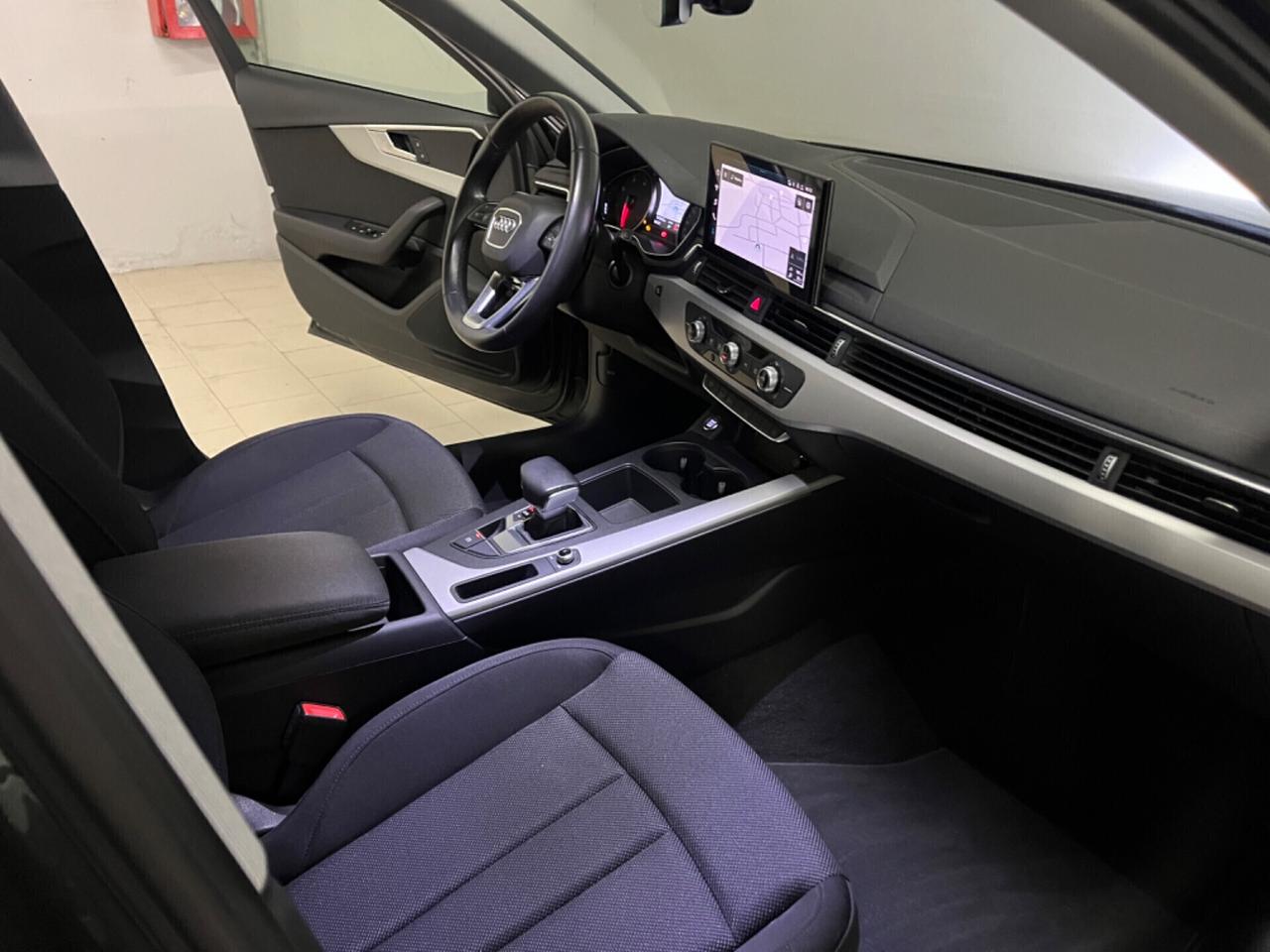 Audi A4 Avant 35 TDI/163 CV S tronic Business Advanced