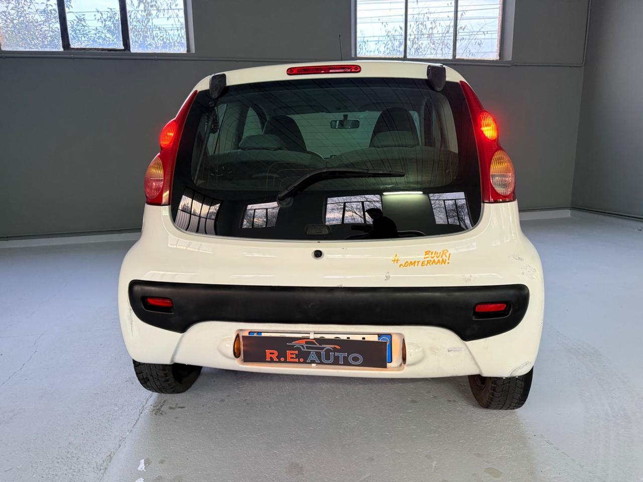 Peugeot 107 1.0 68CV 3p. Desir