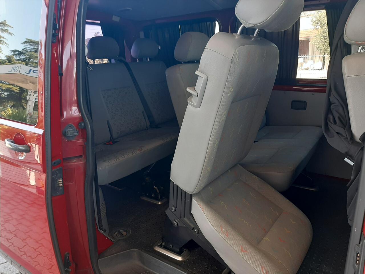 VW Transporter 1.9 TDI 9 Posti Trendline