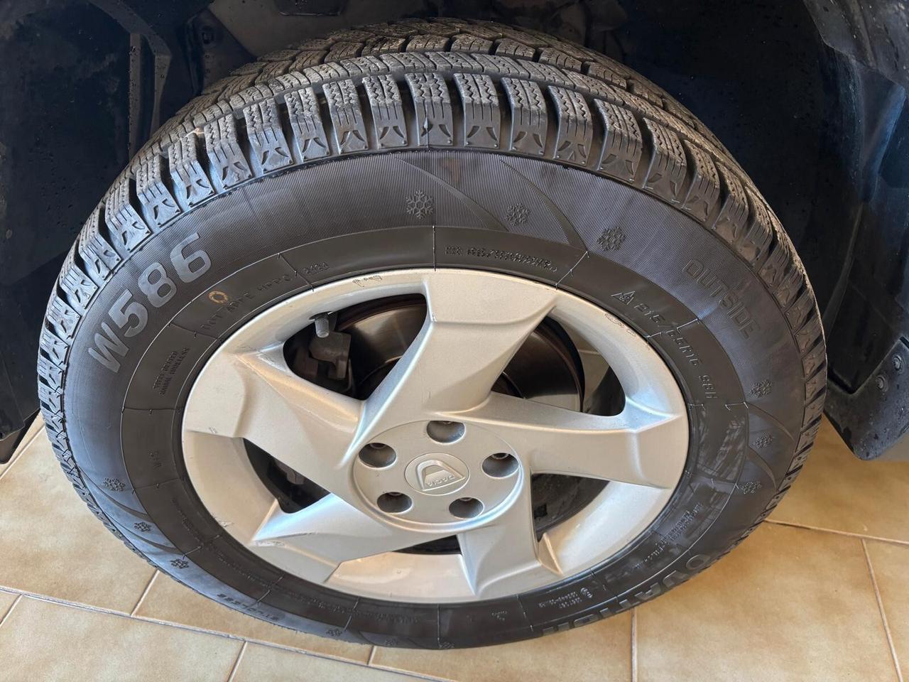 DACIA DUSTER ANNO 2020 BZ GPL ADATTA NEOPATENTATI KM 100 mila