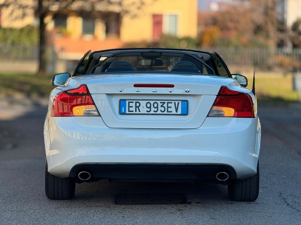 Volvo C70 D3 Geartronic Summum..CELL 320 147 1147 WUATSAPP