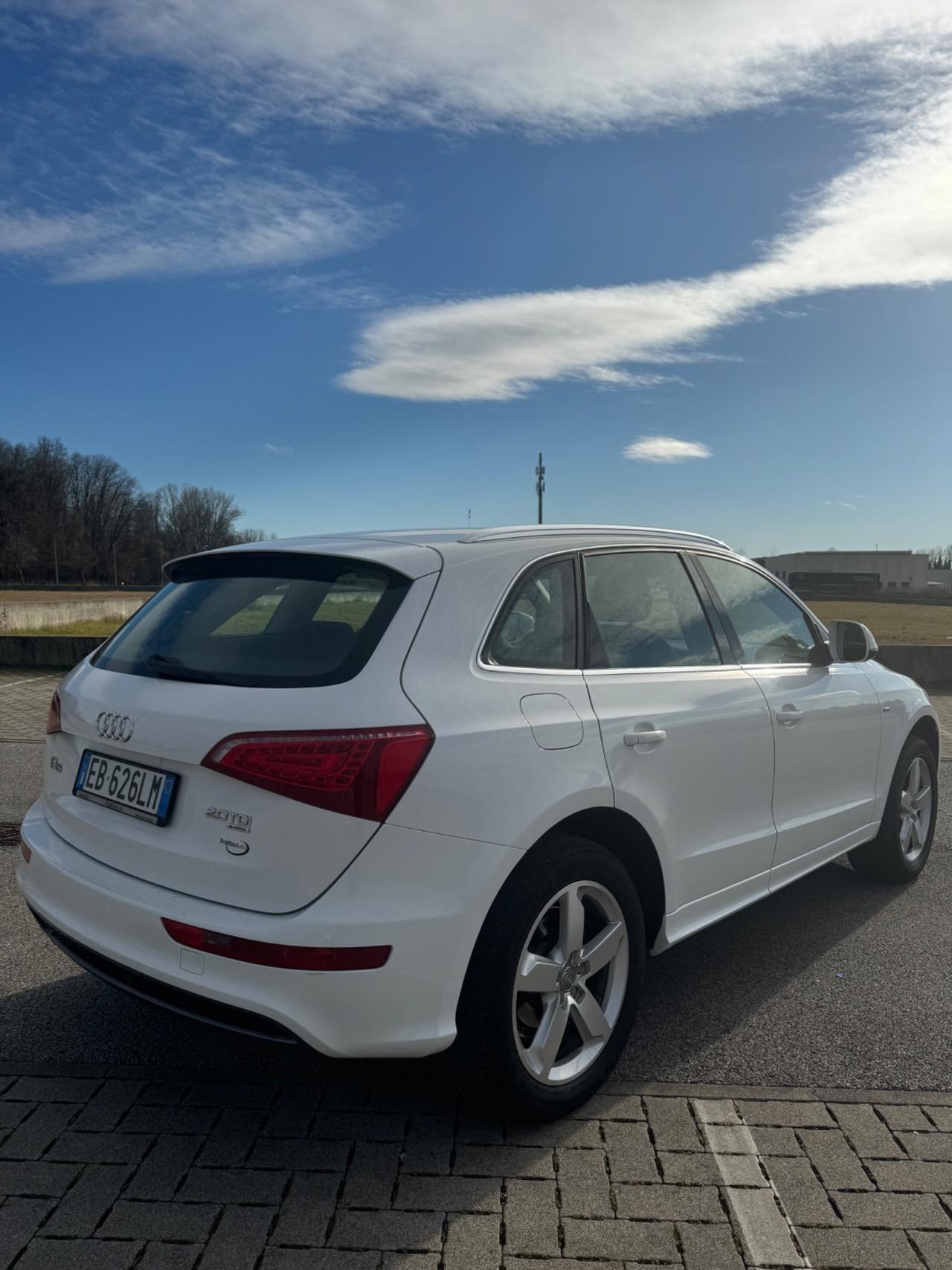 Audi Q5 2.0 TDI 170 CV quattro