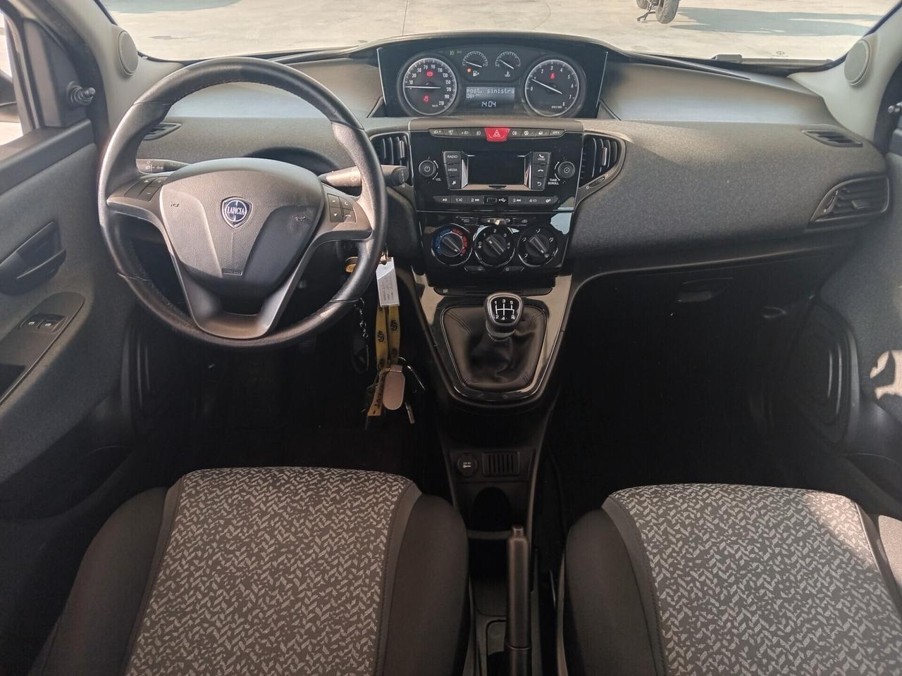 Ypsilon 1.2 C.V 69 PER NEO PATENTATI COME NUOVA