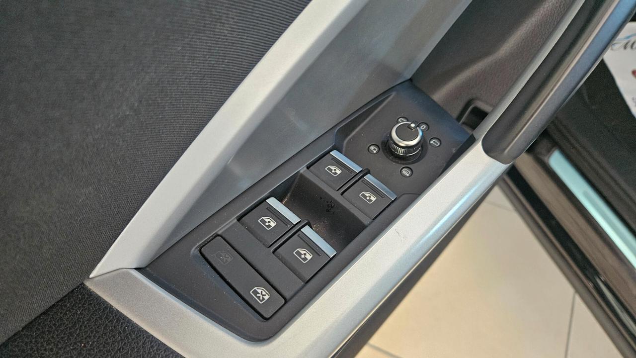 Audi Q3 2.0 TDI 40 TDI Quattro S tronic Advanced