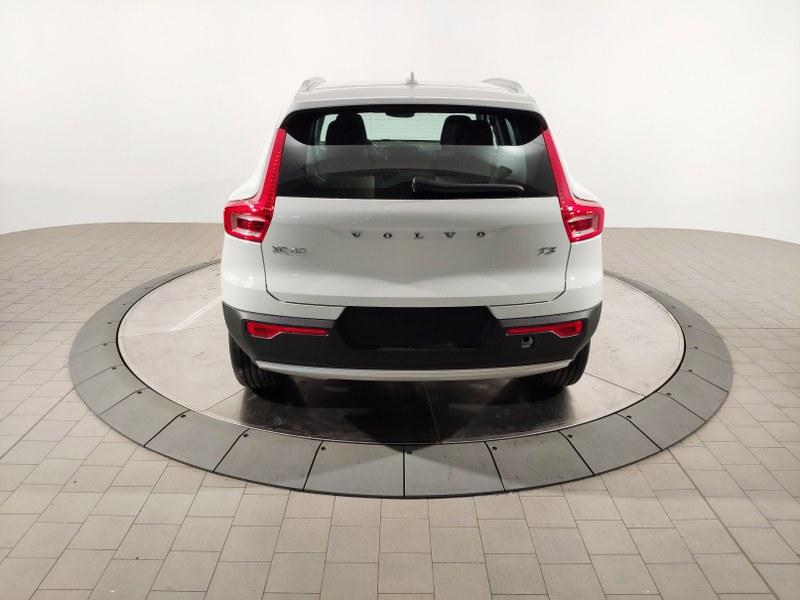 VOLVO Xc40 T3 Geartronic Momentum Pro