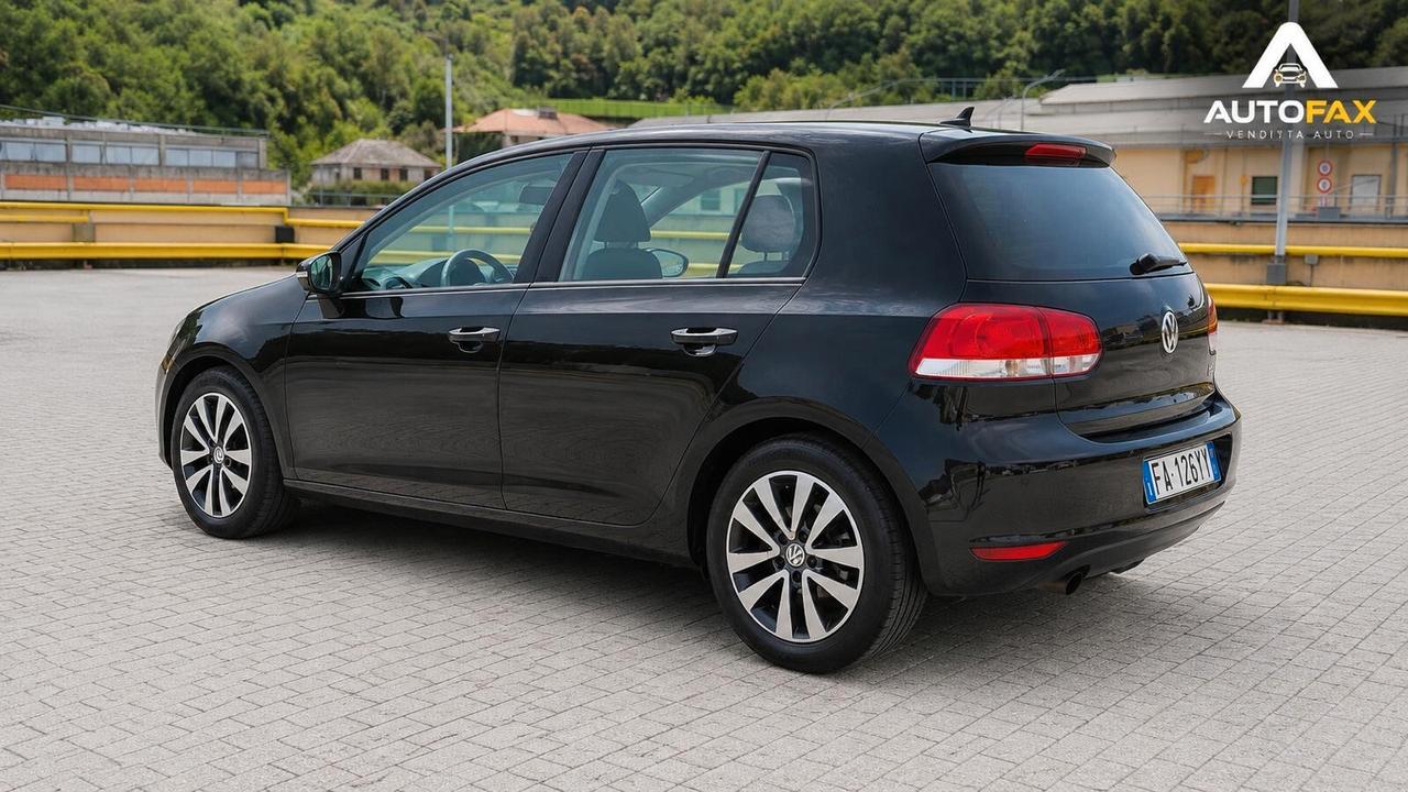 VOLKSWAGEN GOLF 6 1.6 TDI 105 CV – FULL OPTIONAL – DISTRIBUZIONE E FRIZIONE FATTE – € 5.190