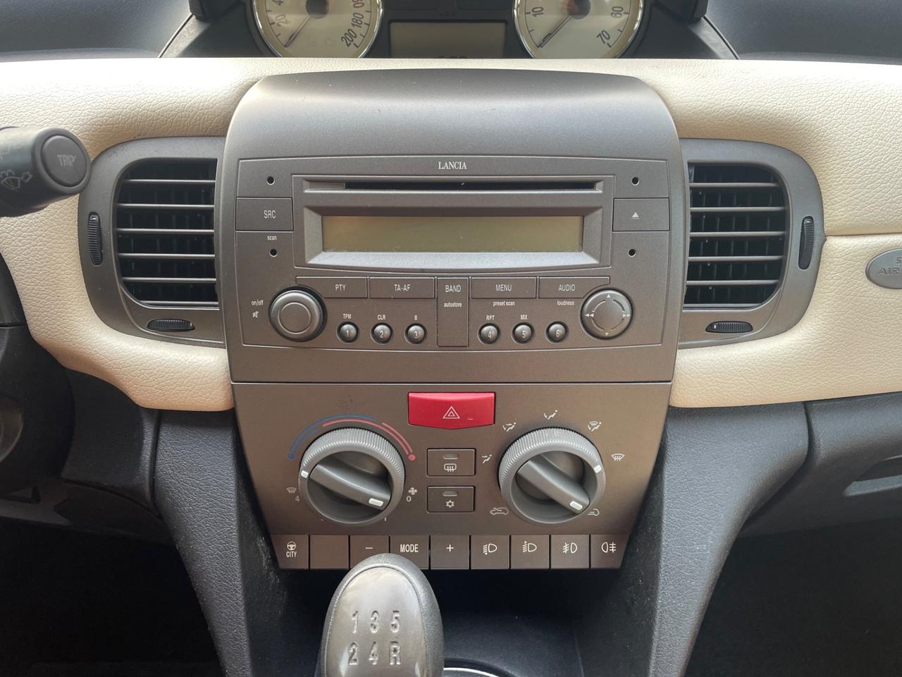 Lancia Ypsilon 1.2 16V 80cv Platino/1PROP/GARANZIA