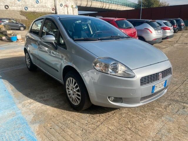 Fiat Grande Punto Grande Punto 1.3 MJT 75 CV 5 porte Dynamic