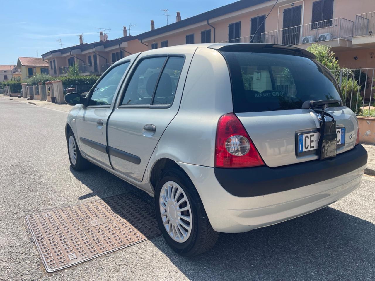 Renault Clio 1.2 16V cat 5 porte Privilège