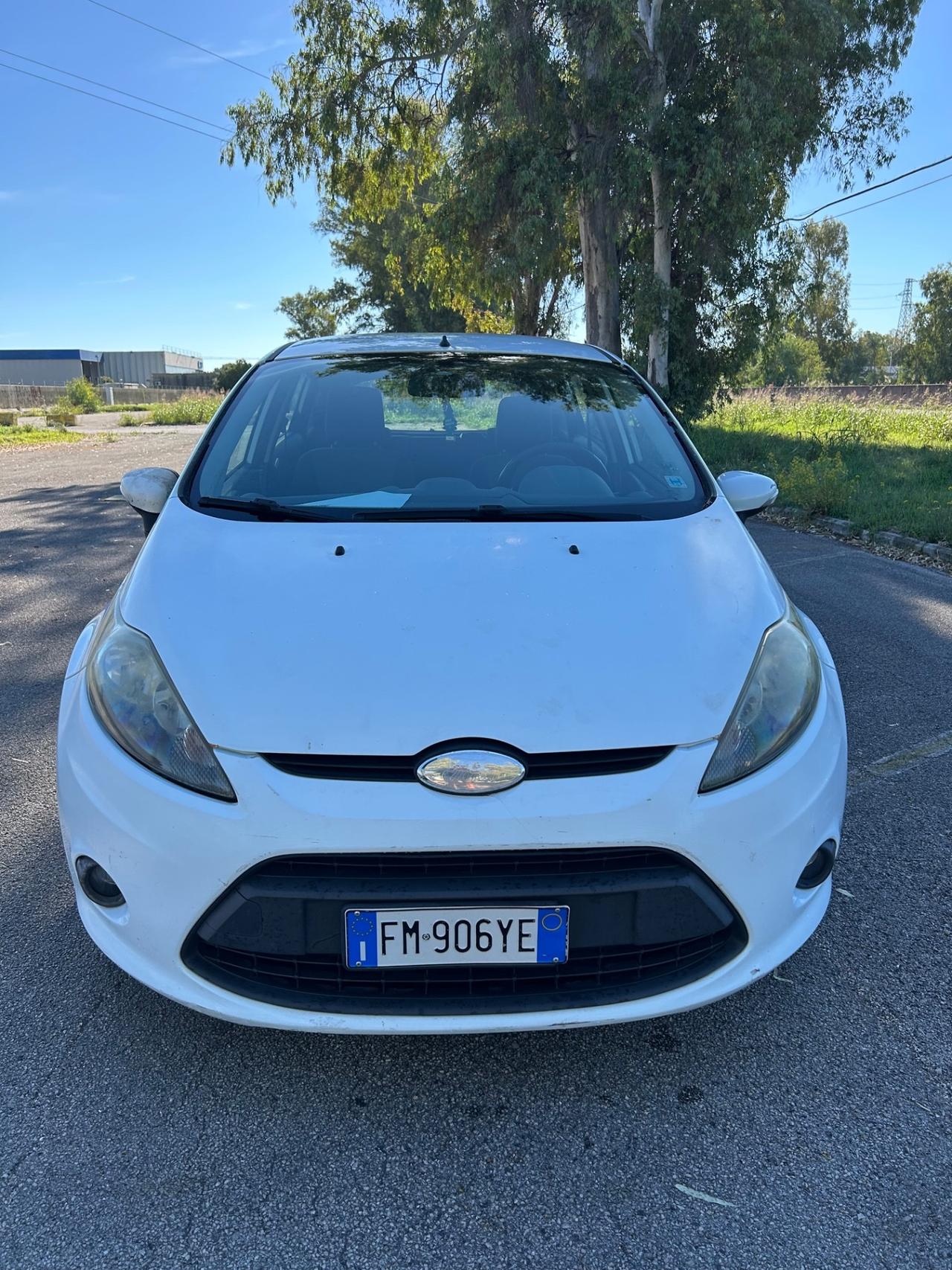 Ford Fiesta 1.4 TDCi 5p. Titanium