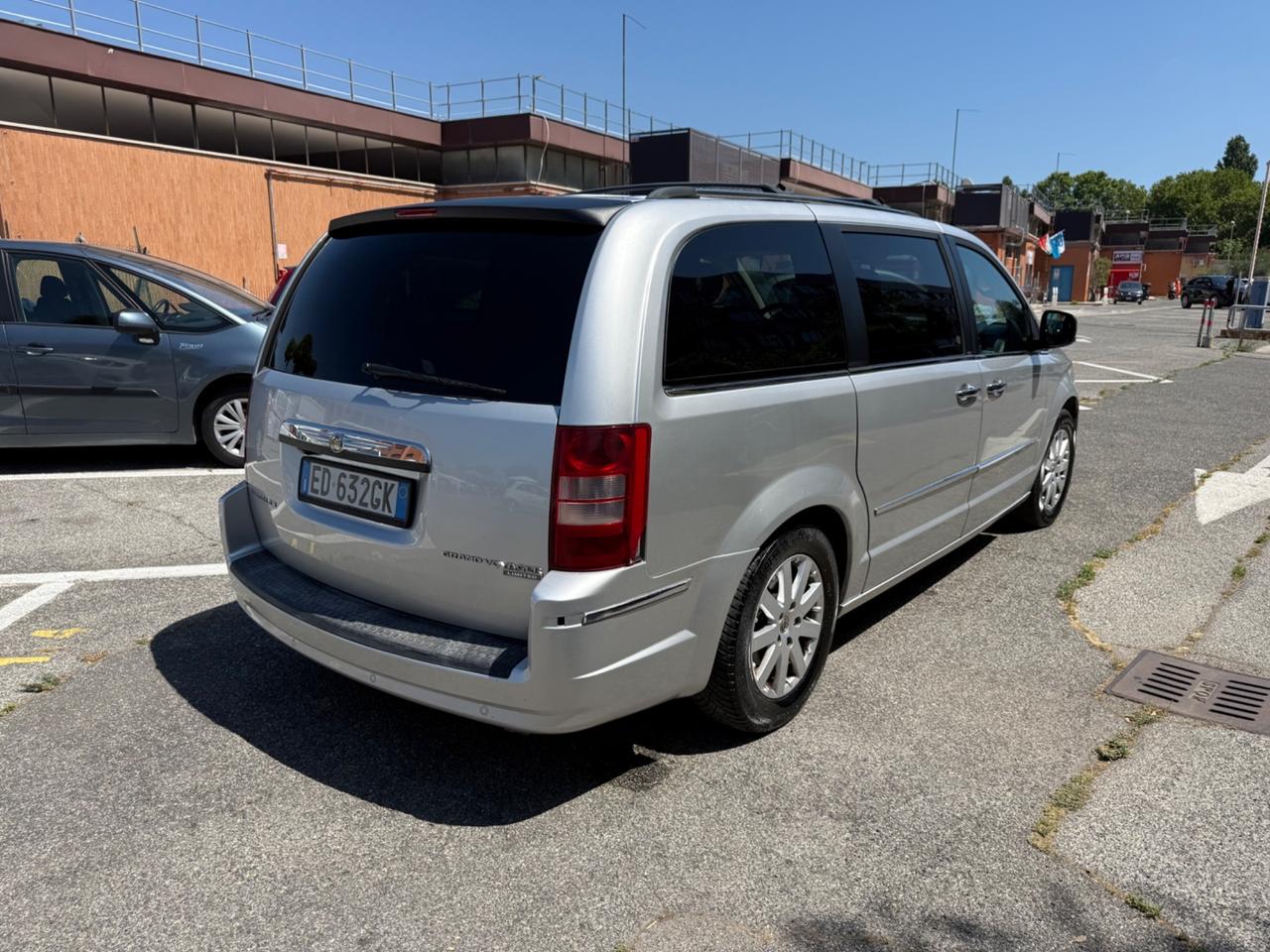 Chrysler Voyager Grand Voyager 2.8 CRD DPF LX