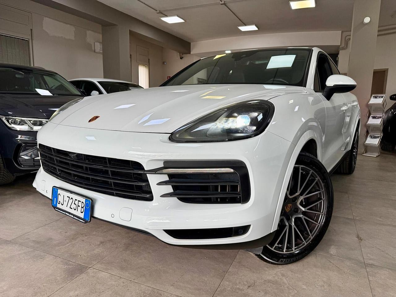 Porsche Cayenne Coupé 3.0 V6 Platinum Edition 2022