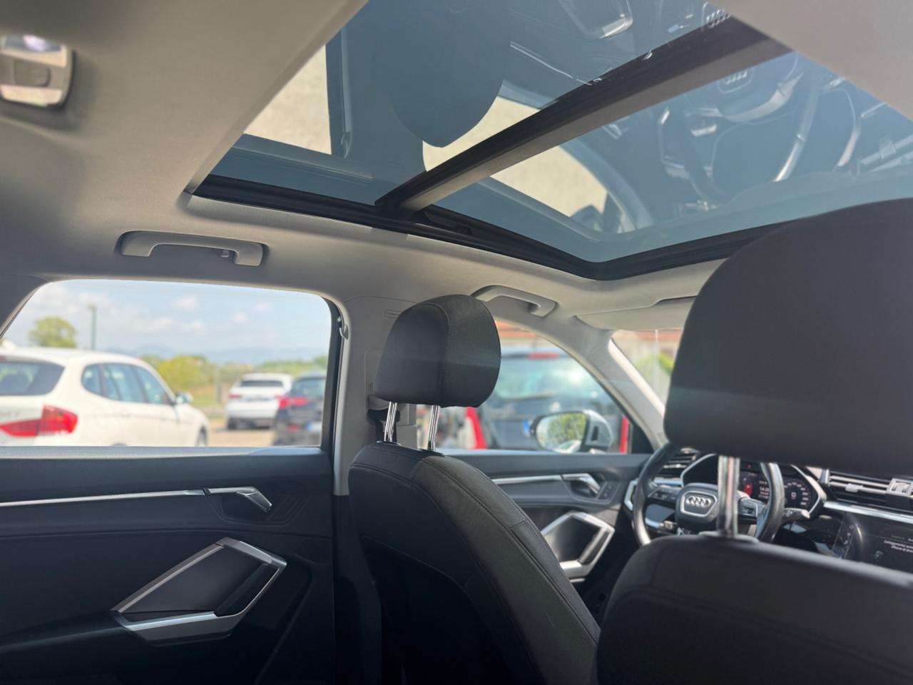 Audi Q3 35 TDI S TETTO AUTOMATICA NUOVA
