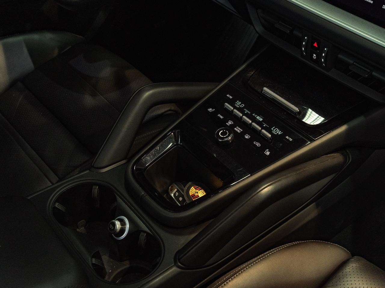 Porsche Cayenne 3.0 - E-HYBRID - SUBENTRO LEASING
