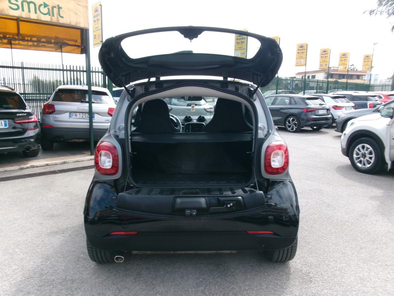 Smart ForTwo 0.9 TURBO 90CV MY 18 TWINAMIC AUTOMATICA *NAVIGATORE*