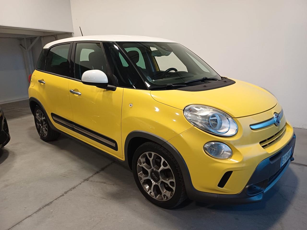 Fiat 500L 1.6 Mjet 105 CV Trekking Beats Navi