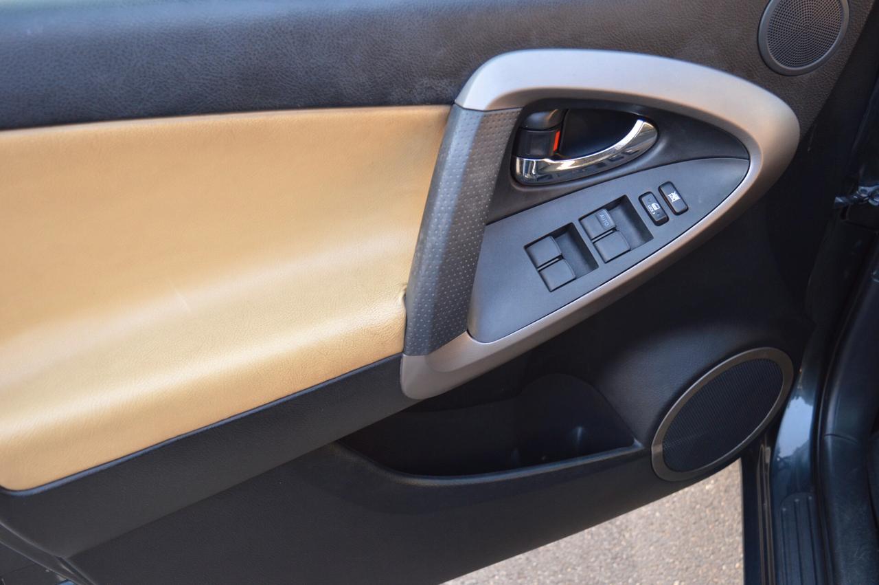 Toyota RAV 4 RAV4 2.2 D-4D 177 CV Luxury