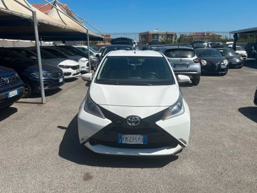 Toyota Aygo 1.0 VVT-i 72 CV 5 porte x-cool