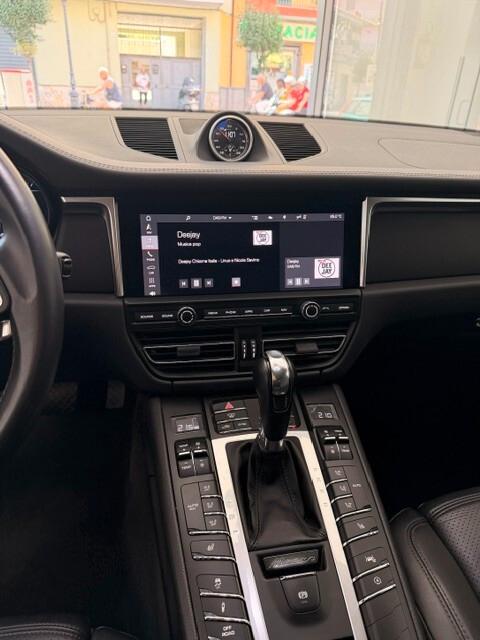 Porsche Macan 2.0 245cv pdk