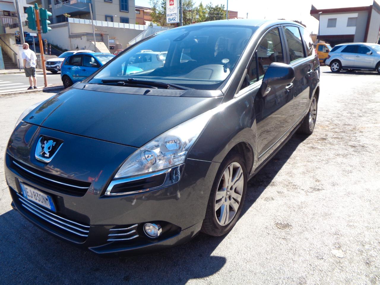Peugeot 5008 1.6 HDi 112CV Tecno