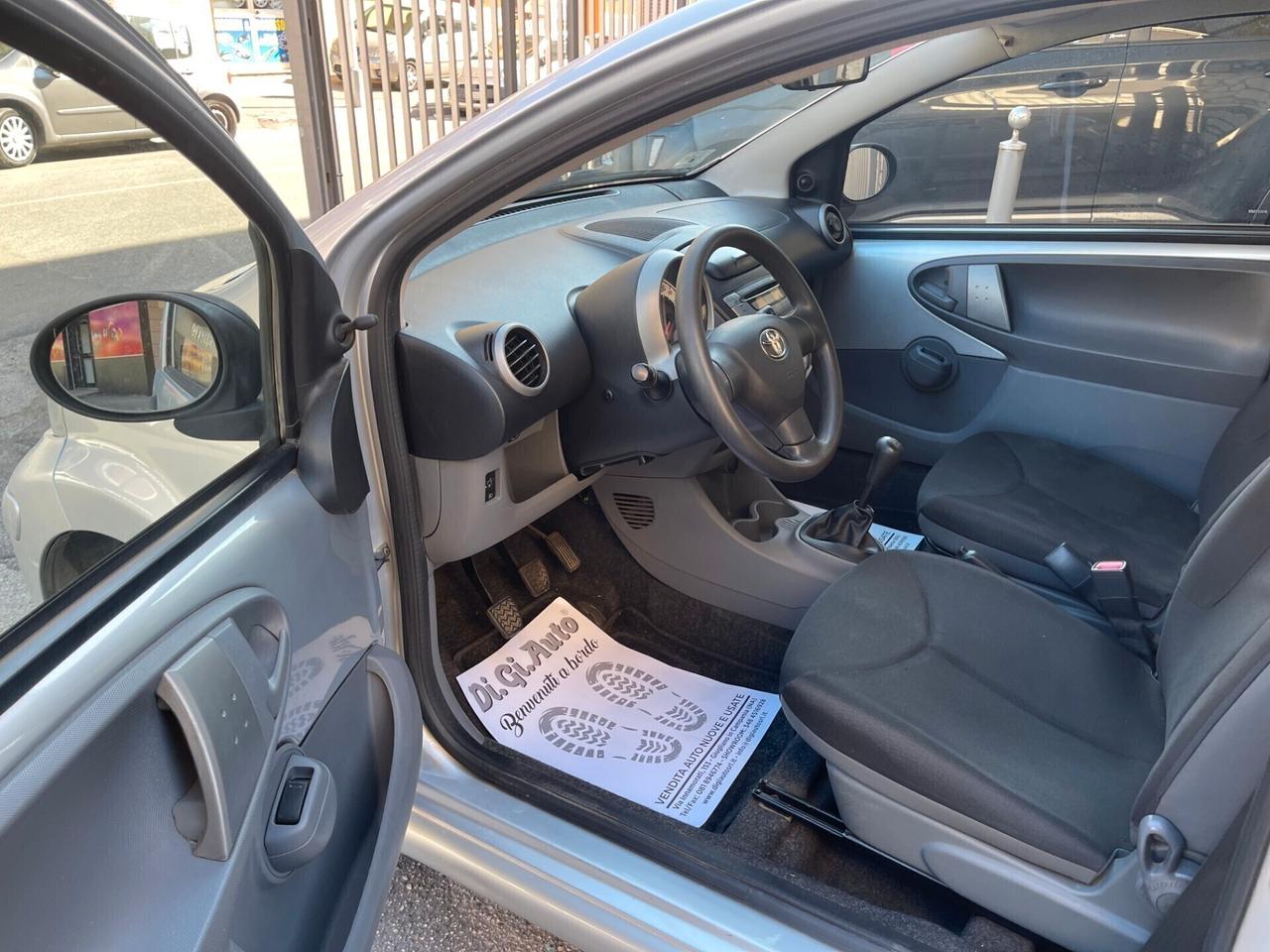 Toyota Aygo 1.0 12V VVT-i Connect