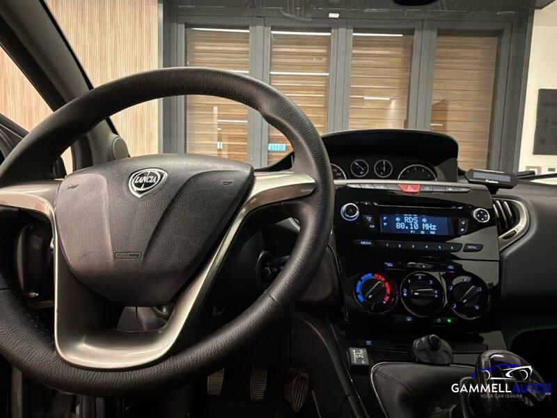 Lancia Ypsilon LANCIA YPSILON GPL