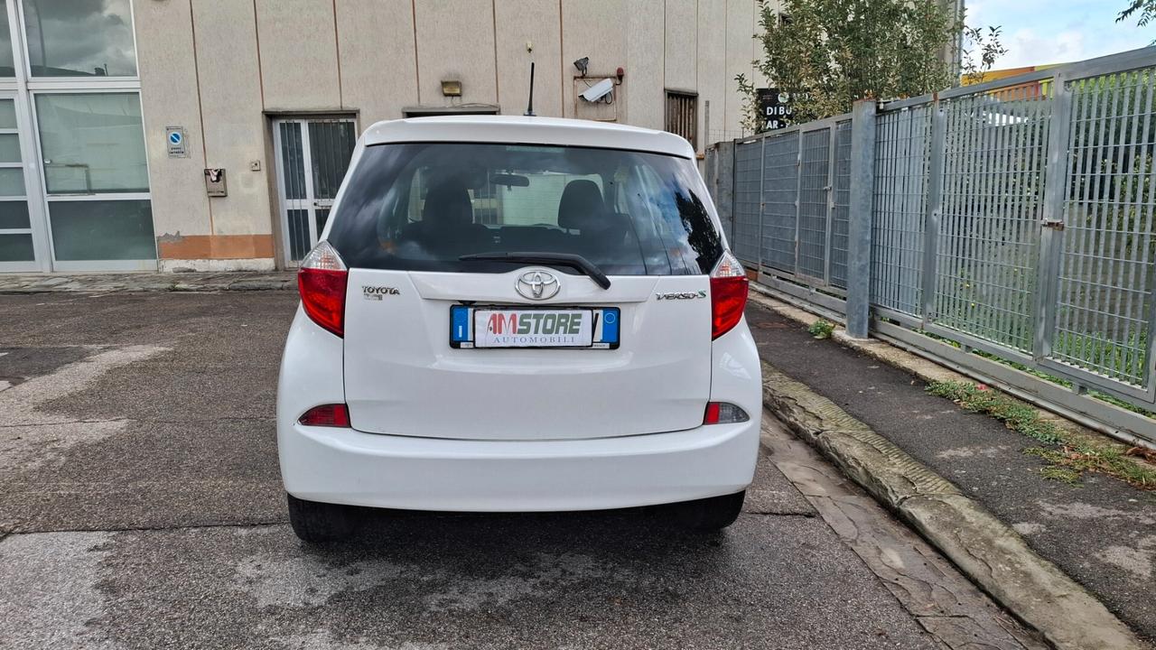 Toyota Verso-S 1.3 MT Style