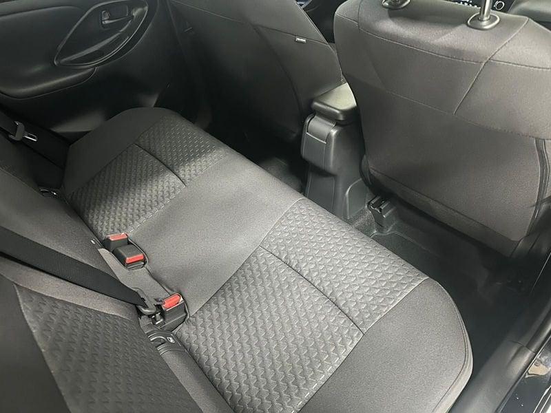 Toyota Yaris Cross Yaris Cross 1.5 Hybrid 5p. E-CVT Active IVA ESPOSTA